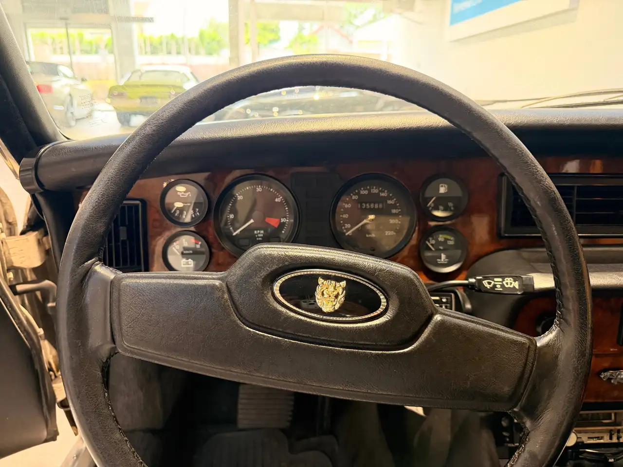 Jaguar XJ6 4.2, foto 12