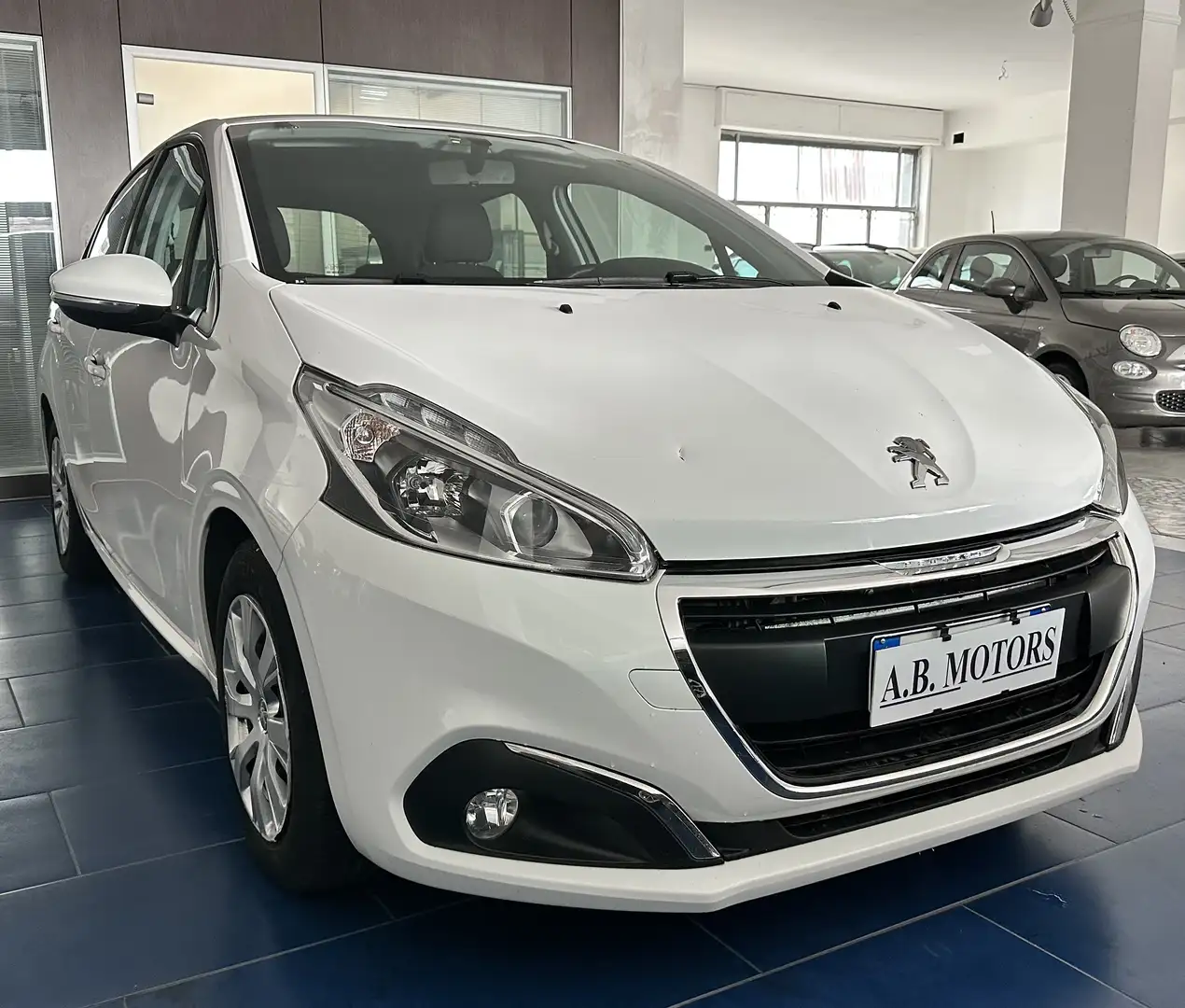 Peugeot 208 Peugeot 208 MIX BLUEHDI Bianco - 1