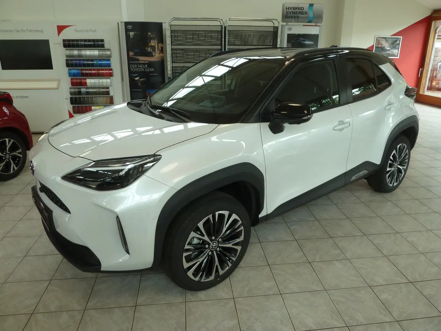 Toyota Yaris Cross Hybrid FWD Style Plus Bianco - 2
