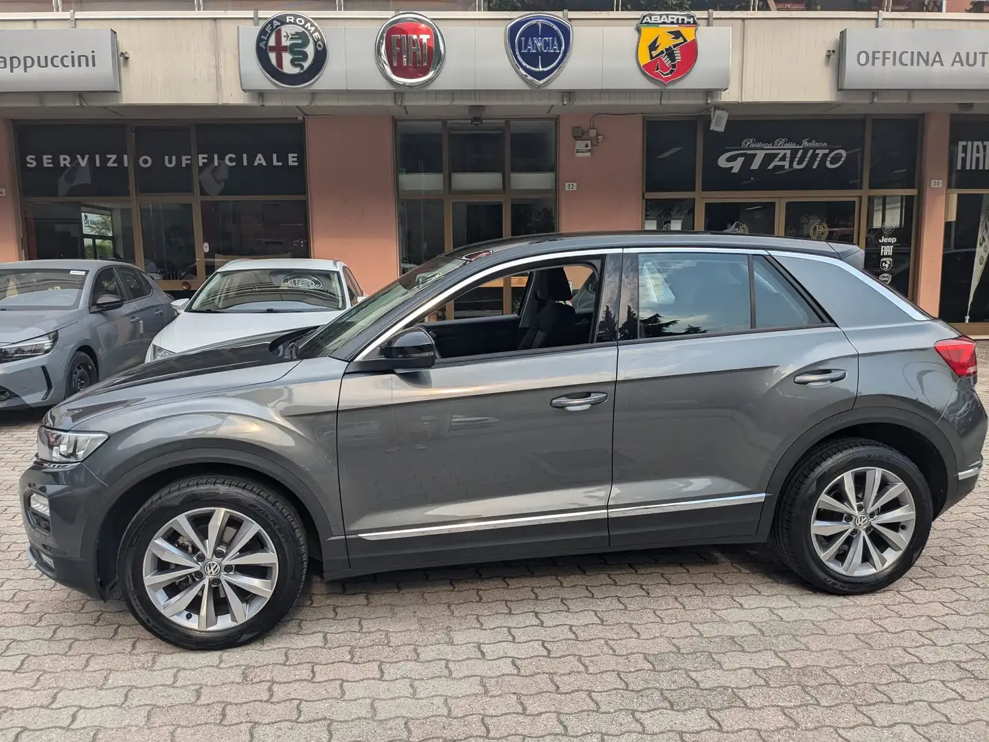 Volkswagen T-Roc 1.0 tsi Style 115cv Grigio - 1