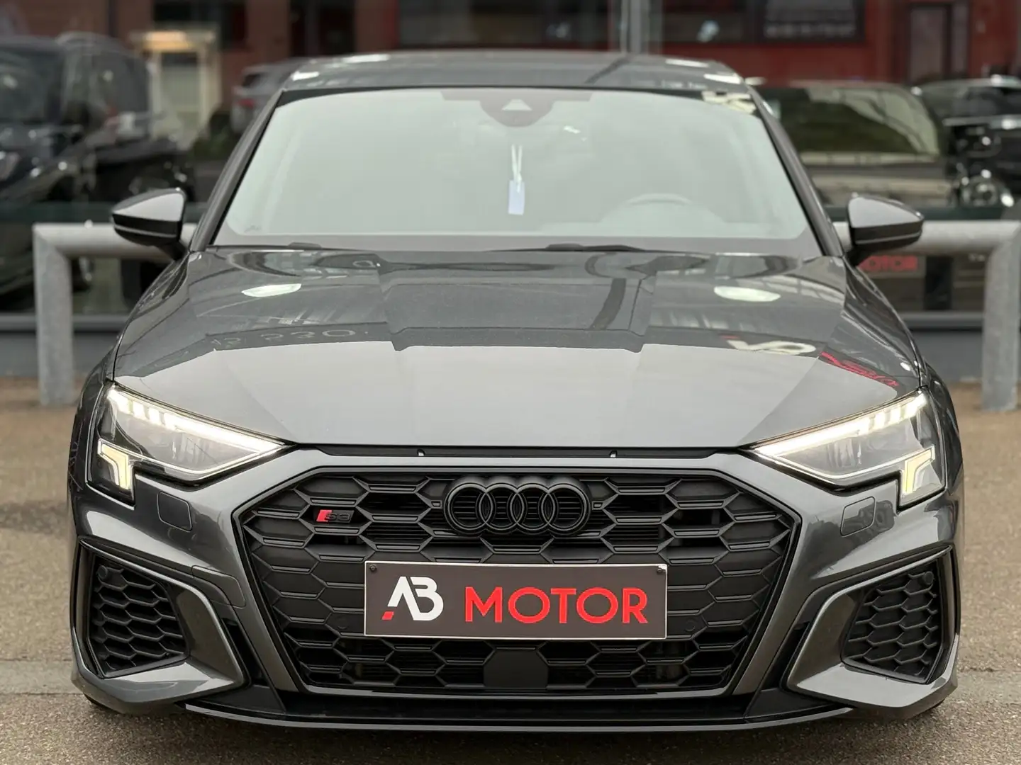 Audi S3 Sportback 2.0TFSI Quattro MATRIX GPS CAMERA ACC Grijs - 2