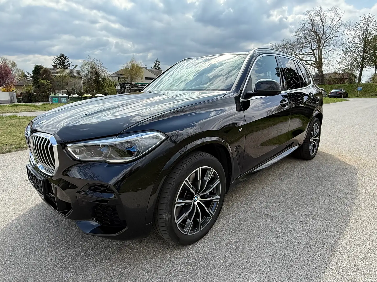 BMW X5 xDrive40d 48V M- Sportpaket Schwarz - 1
