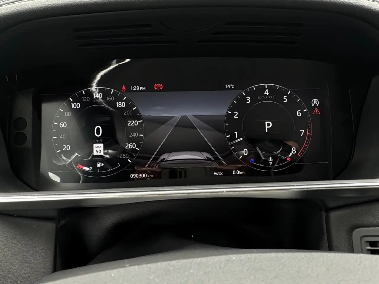 Land Rover Range Rover Sport снимка Land Rover Range Rover Sport