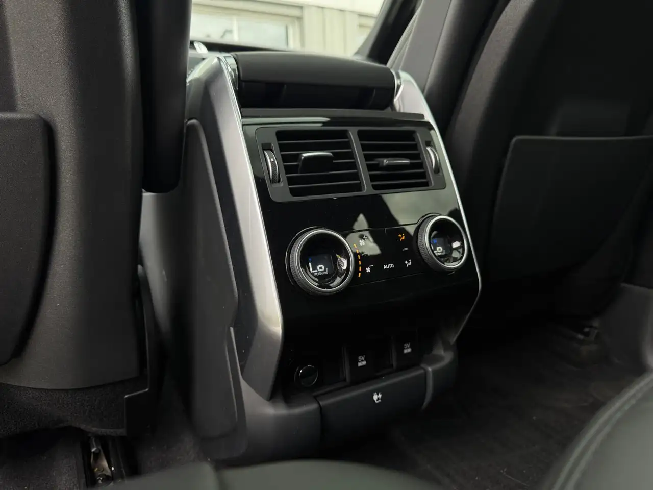 Land Rover Range Rover Sport снимка Land Rover Range Rover Sport