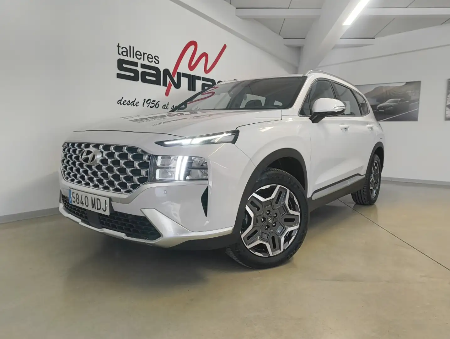 Hyundai SANTA FE 1.6TGDI PHEV Maxx 7pl 4WD 6AT Blanco - 1