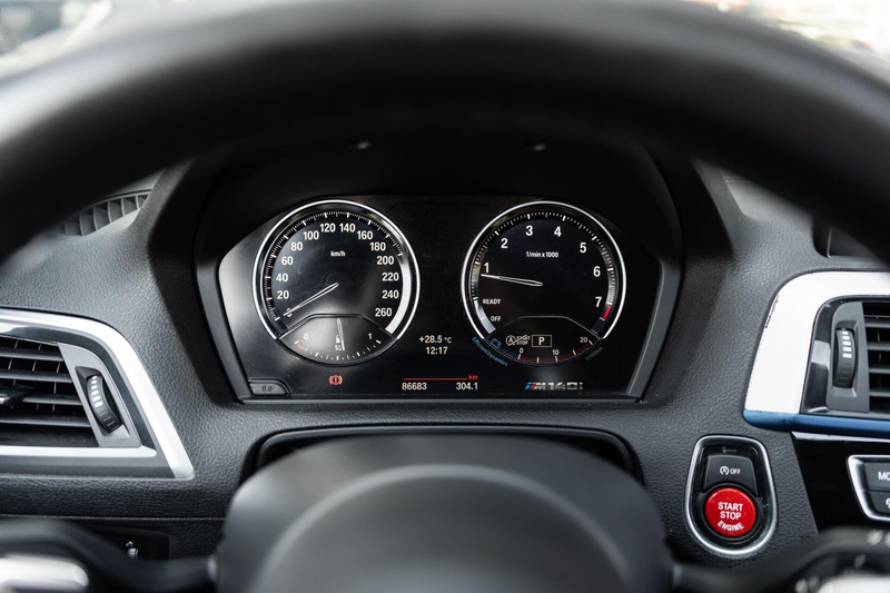 BMW 140 1-serie M140i Edition Shadow High Executive — photo 31