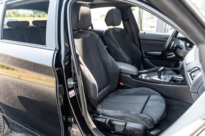 BMW 140 1-serie M140i Edition Shadow High Executive — photo 28