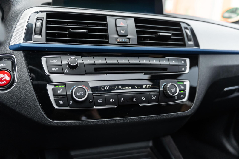 BMW 140 1-serie M140i Edition Shadow High Executive — photo 33