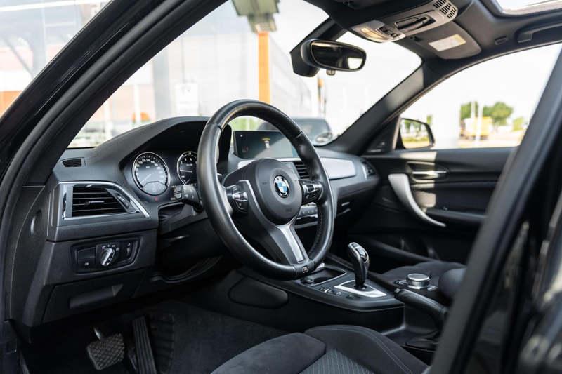 BMW 140 1-serie M140i Edition Shadow High Executive — photo 15