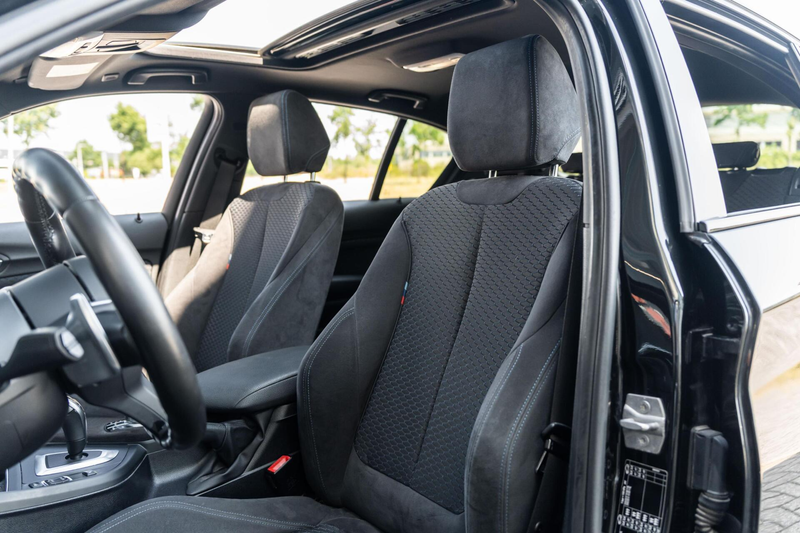 BMW 140 1-serie M140i Edition Shadow High Executive — photo 24