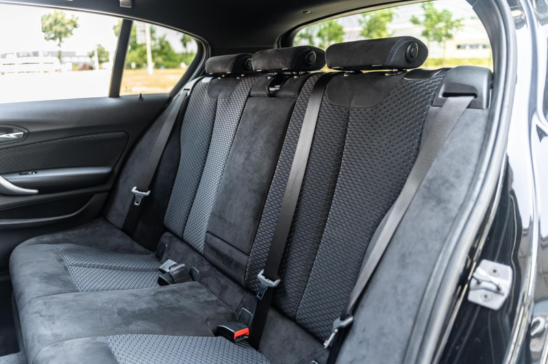 BMW 140 1-serie M140i Edition Shadow High Executive — photo 26