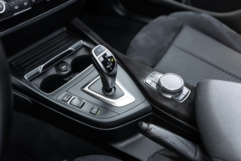 BMW 140 1-serie M140i Edition Shadow High Executive — photo 37