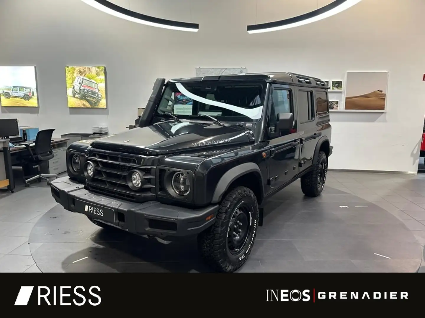 Ineos Grenadier Utility Wagon Base Edition AHK AUT LED Gri - 1