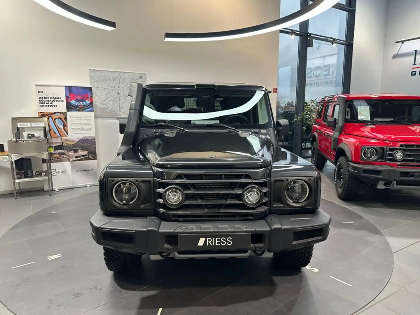 Ineos Grenadier Utility Wagon Base Edition AHK AUT LED Gri - 2