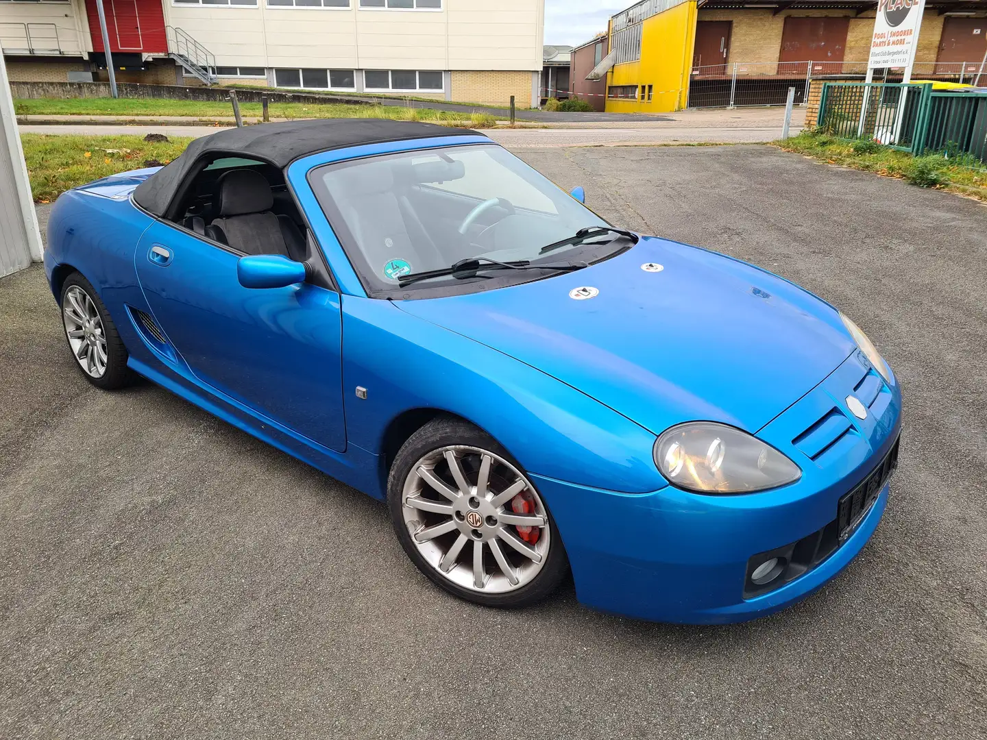 MG TF 135 "Spark" Spezial Edition, TÜV, Mittelmotor, Heckantrieb, neue Batterie, neue Heckscheibe, Bremsen hinten neu Blau - 2