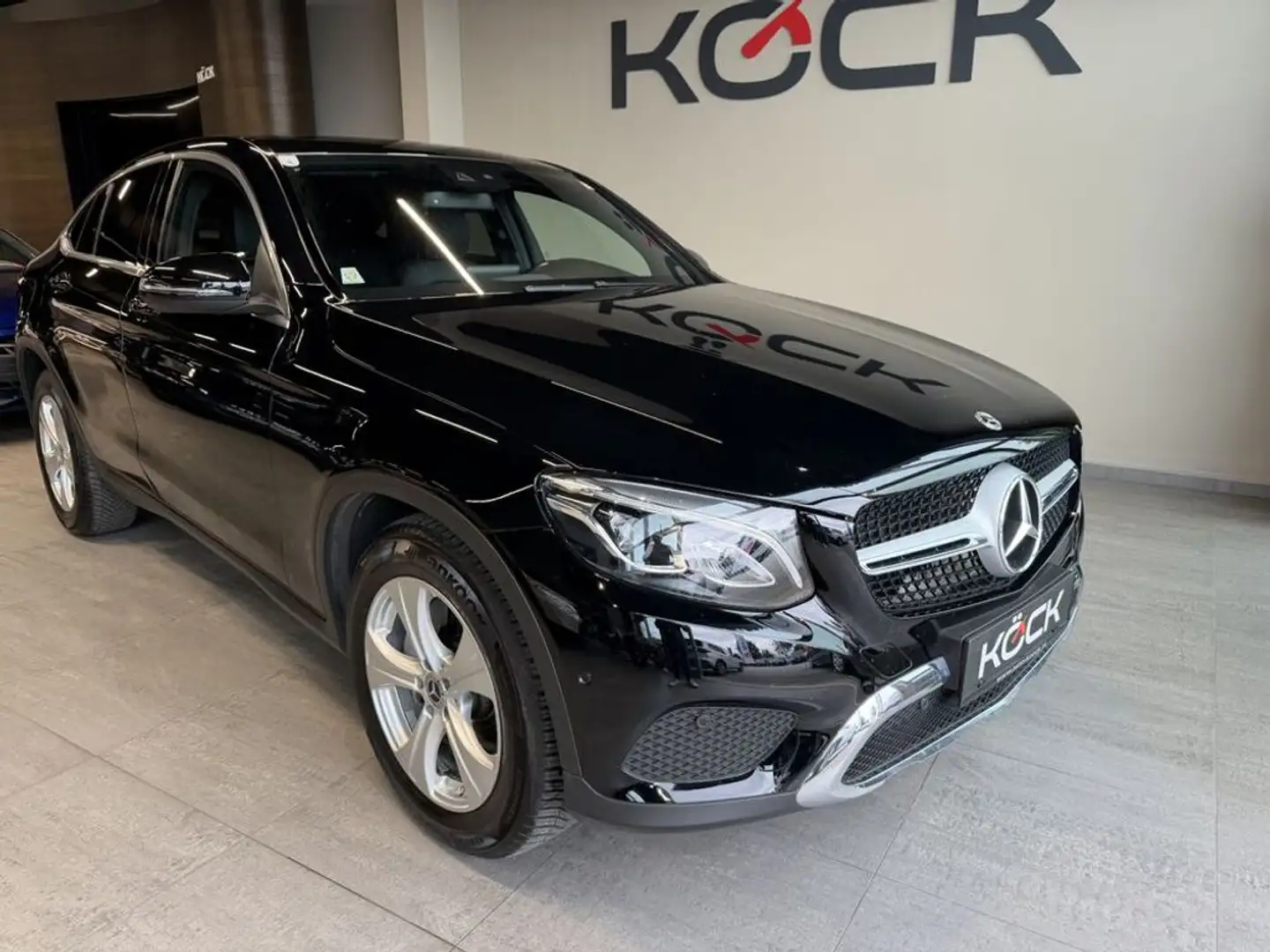 Mercedes-Benz GLC 220 d 4Matic *Sonderpreis* Schwarz - 2