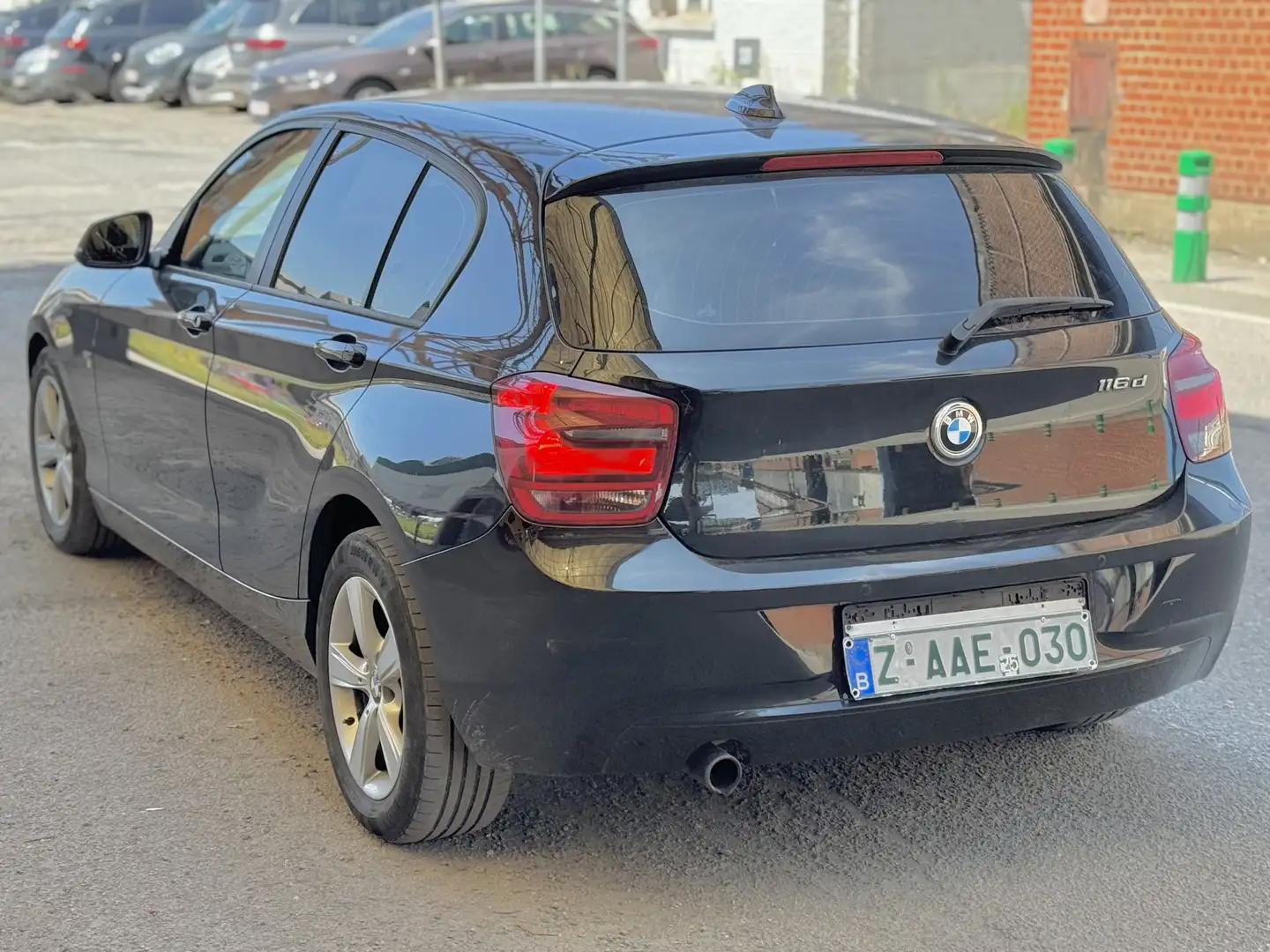 BMW 116 d 2.0Diesel Edition SPORT - 2