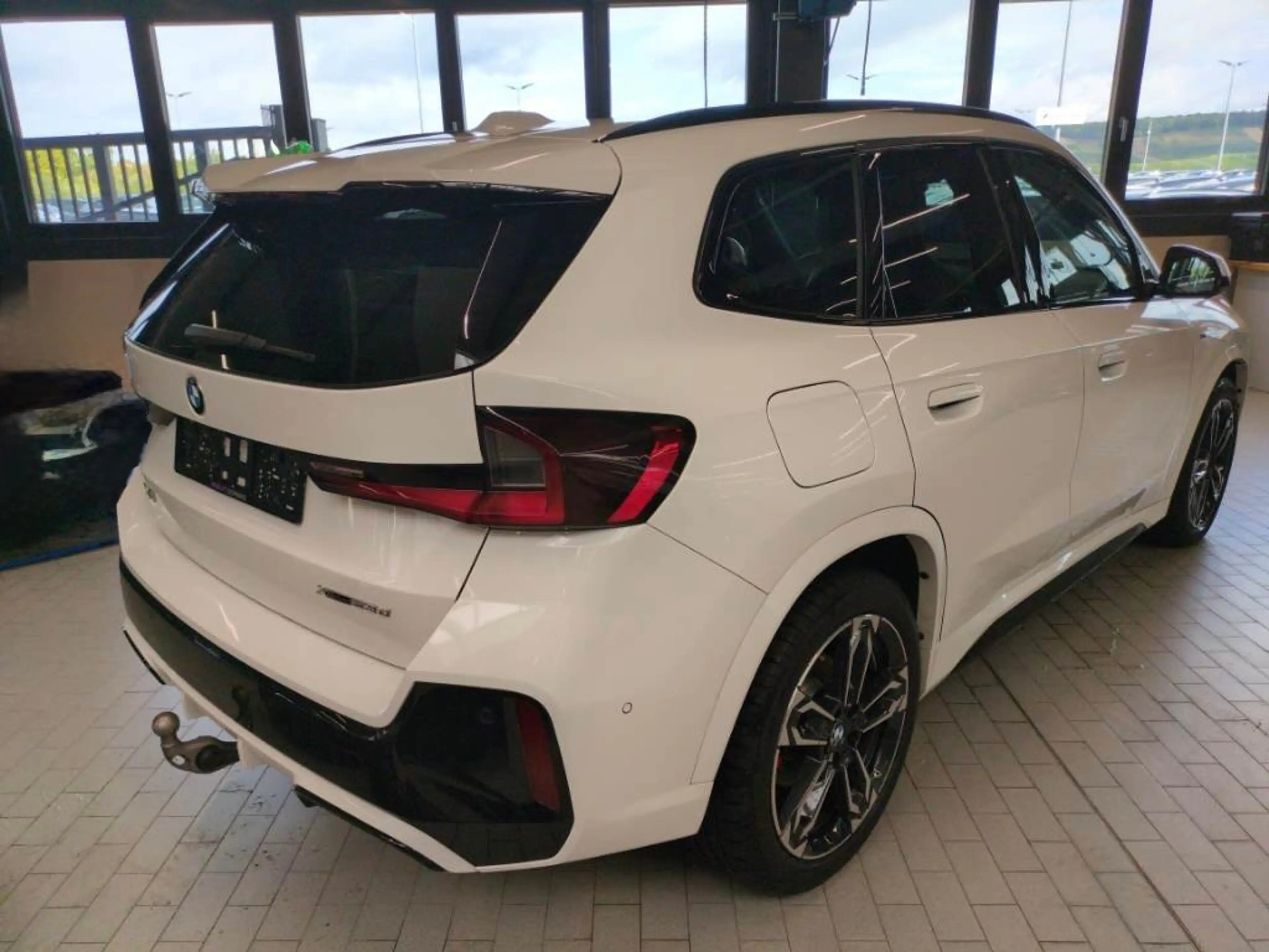 BMW X1 xDrive 23d M Sport PRO AHK/MMRY/ACC/ADAPTLED — photo 2
