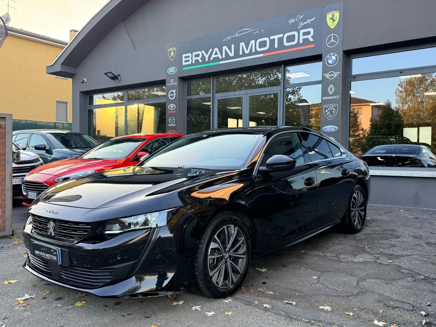 Peugeot 508 508 Plug-in Hybrid 225 e-EAT8 Allure Pack Nero - 1