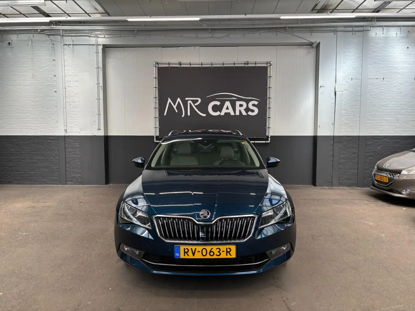 Skoda Superb Combi 2.0 TSI 4x4 Laurin & Klement Azul - 1