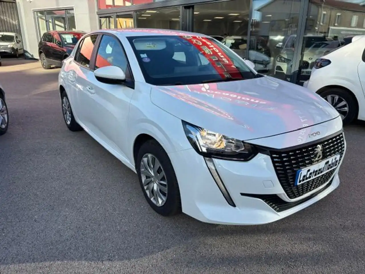 Peugeot 208 208 — photo 3