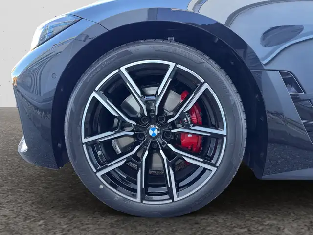 BMW 4 Series view 7