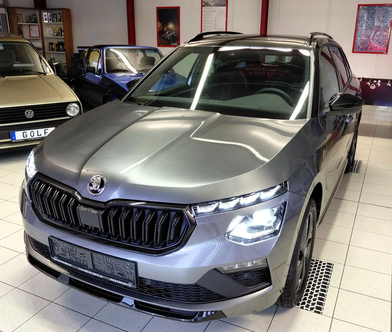 Skoda Kamiq Monte Carlo Grau - 1