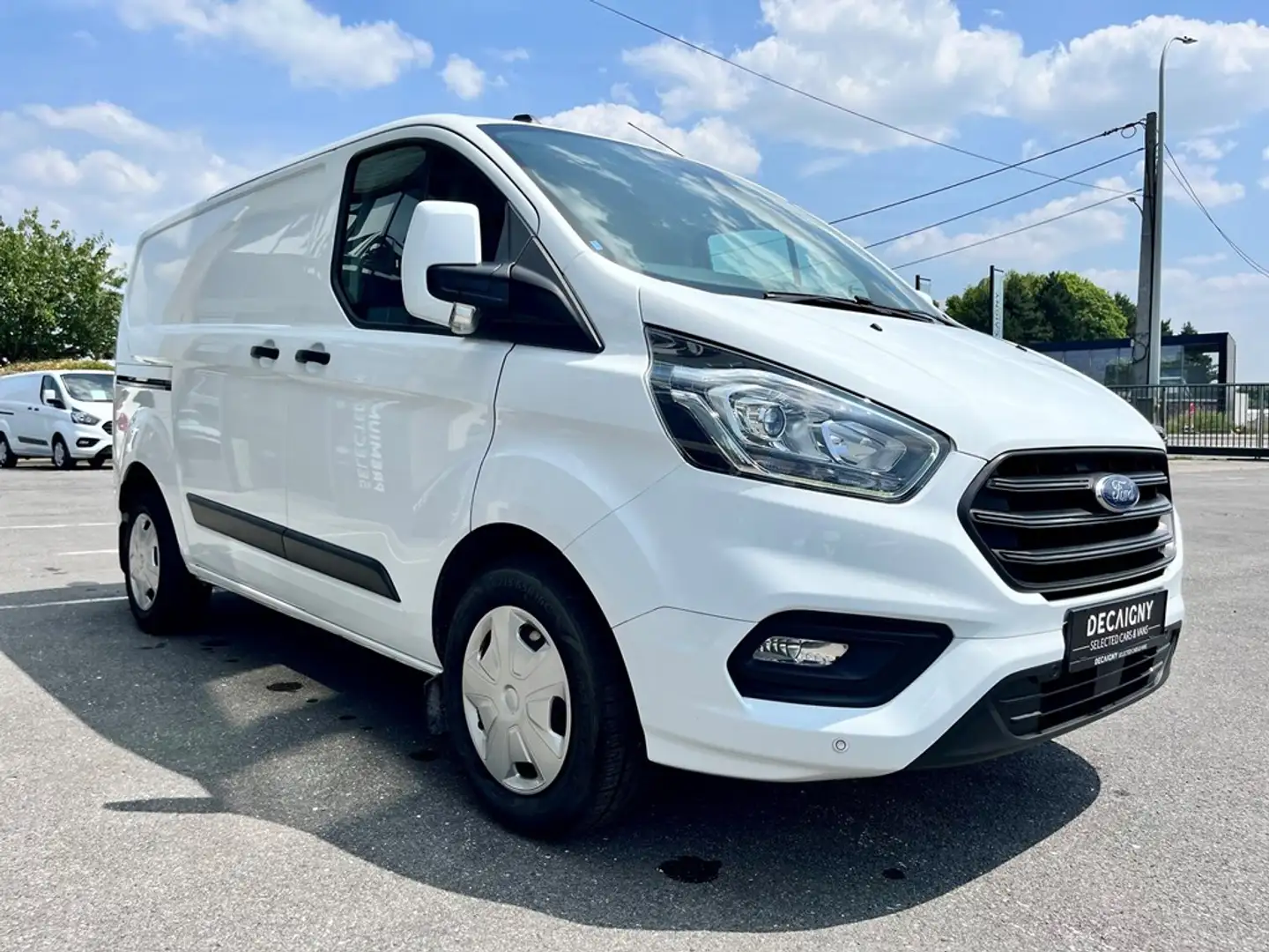 Ford Transit Custom 2.0D 130PK L1*Navi*Carplay*Camera*Trekhaak* Wit - 2