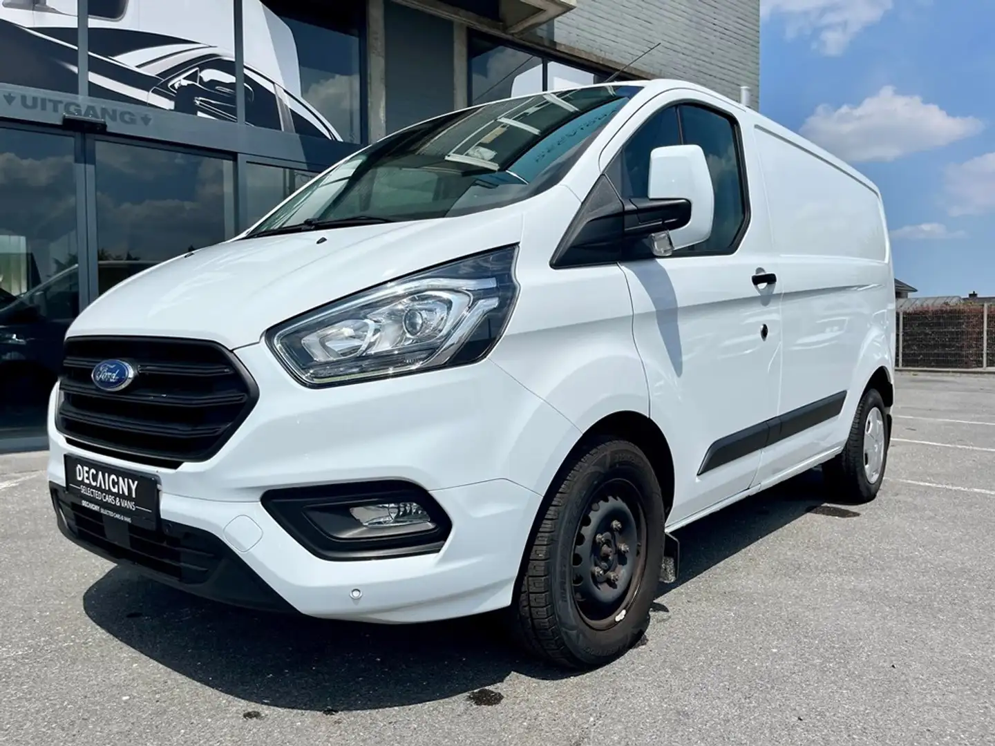 Ford Transit Custom 2.0D 130PK L1*Navi*Carplay*Camera*Trekhaak* Wit - 1