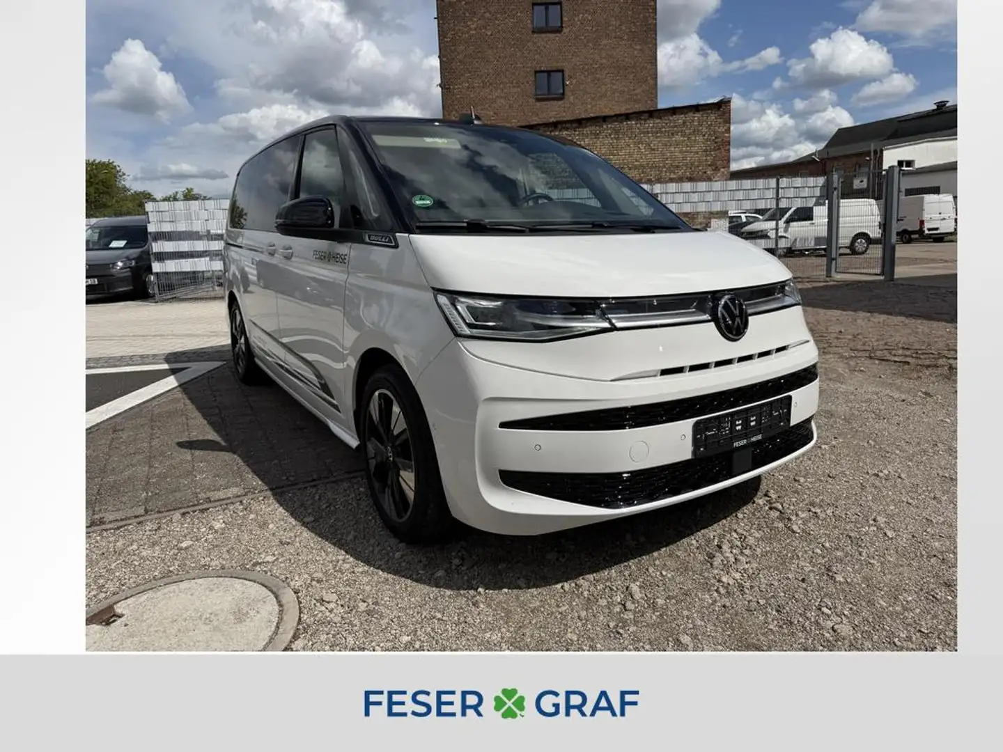 Volkswagen T7 Multivan Life 2.0 l TDI DSG/Matrix-LED/Pano/Sitzhzg./AHK Blanc - 1