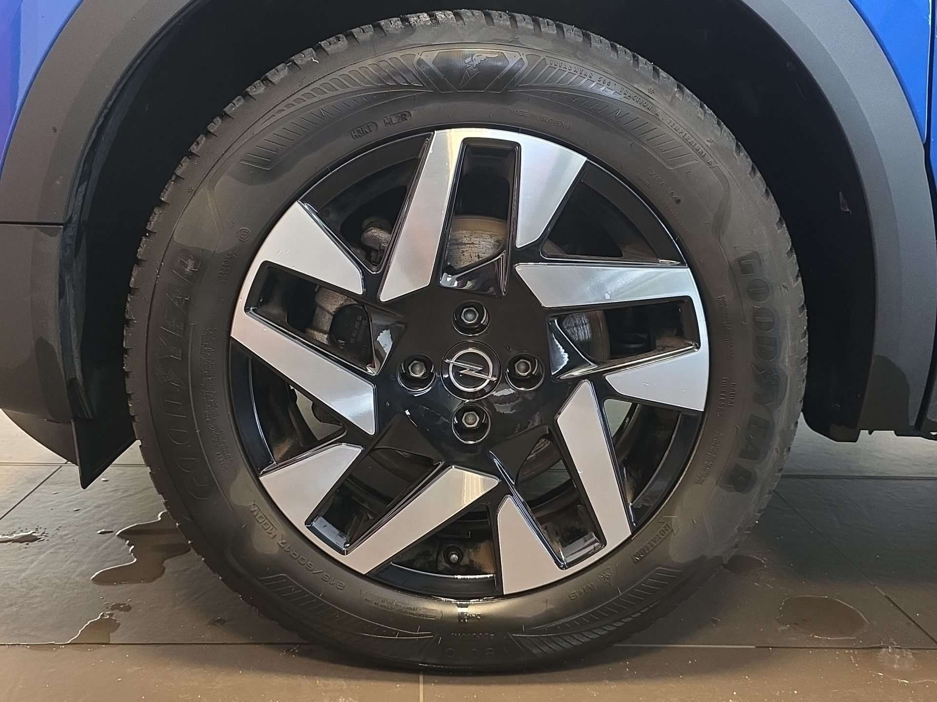 Opel Mokka E