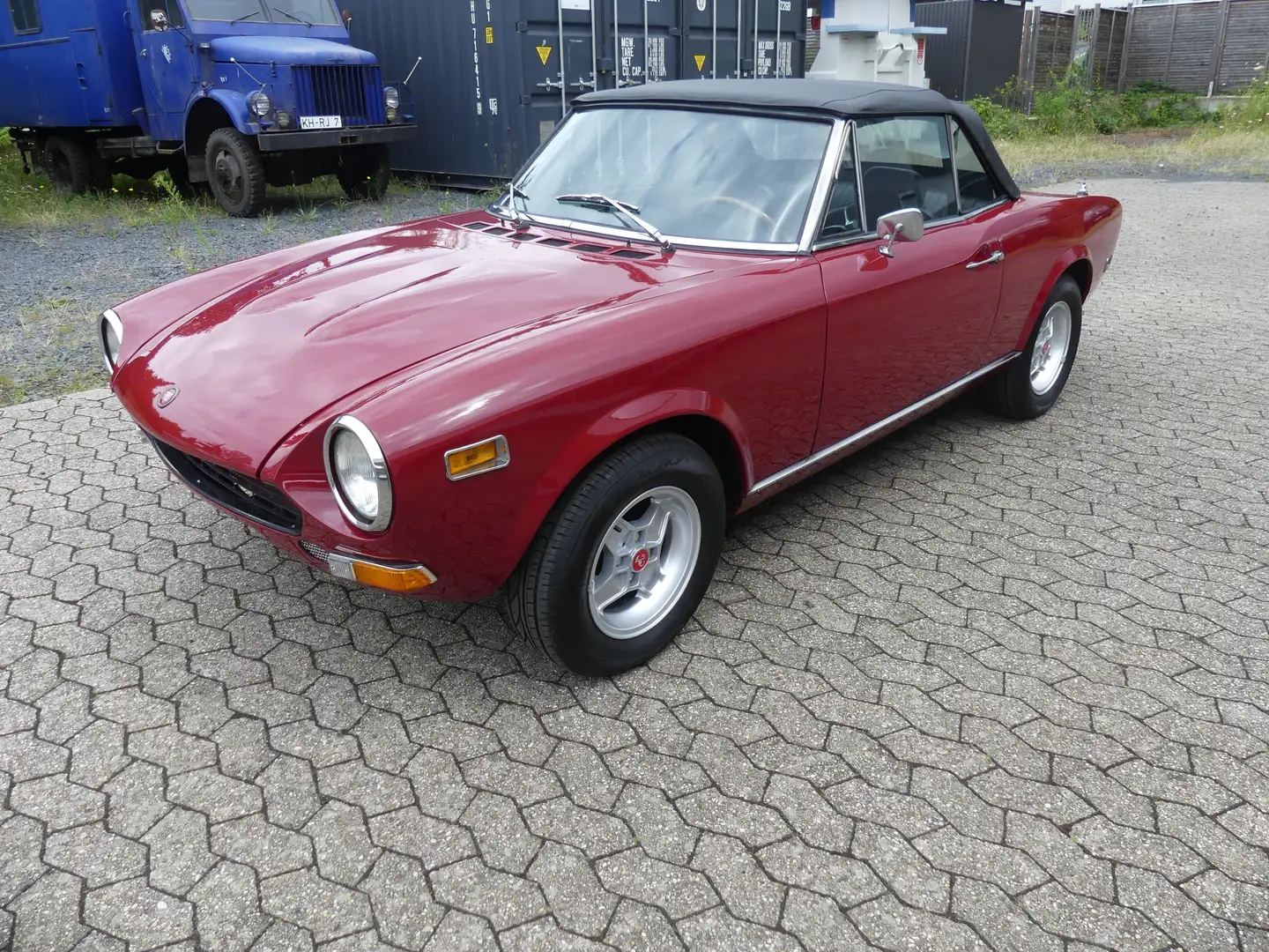 Fiat 124 Spider Piros - 1