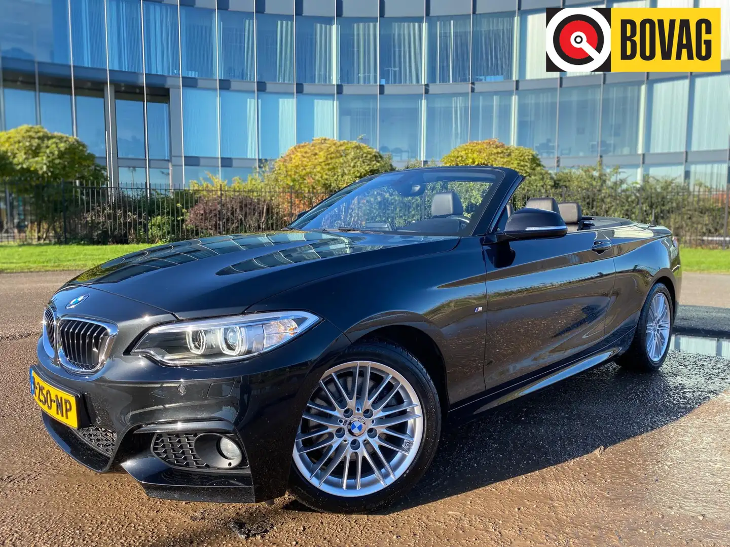 BMW 220 2 Serie Cabrio 220i M Sport Zwart - 1