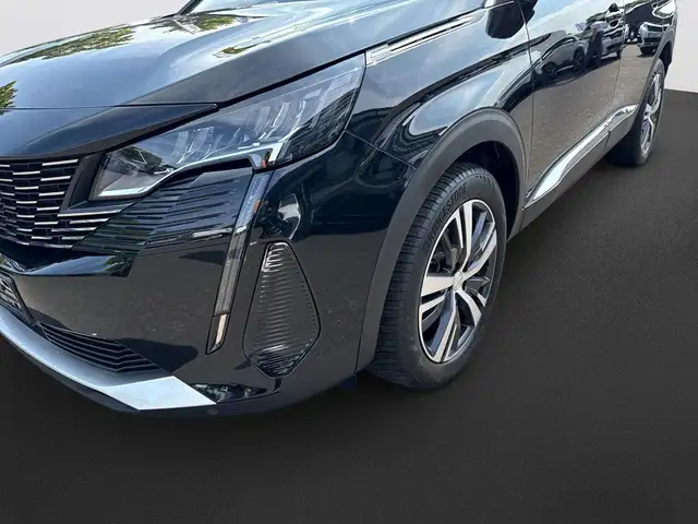 Peugeot 3008 view 10