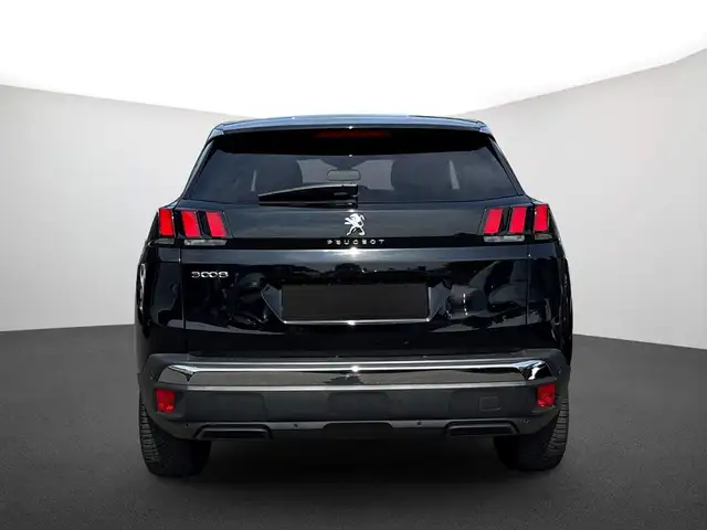 Peugeot 3008 view 4