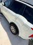 Mahindra XUV500 XUV 500 w8 Weiß - thumbnail 3