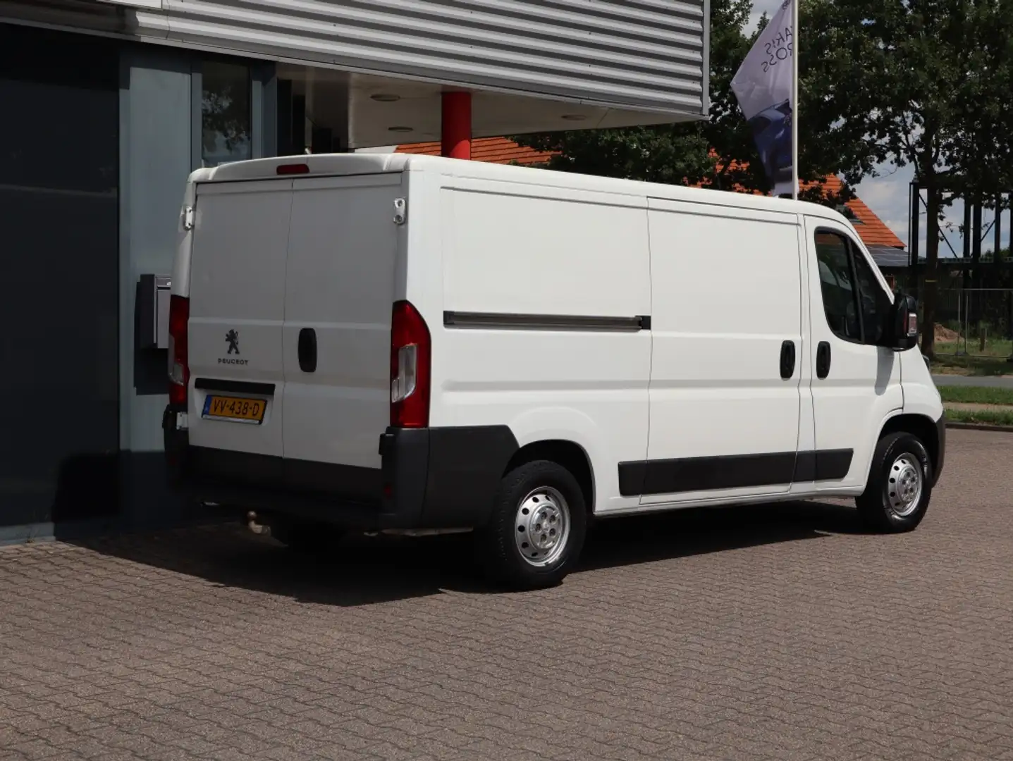 Peugeot Boxer 330 2.2 HDI L2H1 XT | AIRCO | Trekhaak | Lage Km-s Wit - 2
