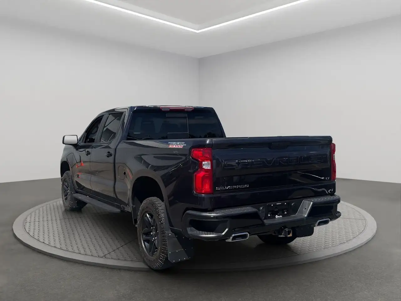 Chevrolet Silverado 1500 photo Chevrolet Silverado 1500