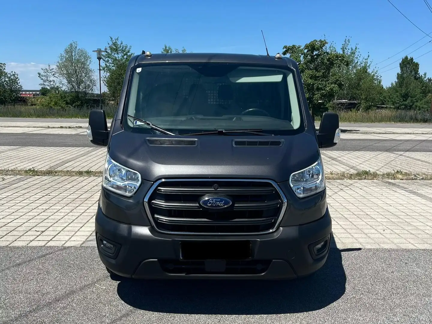 Ford Transit Pritsche 2.0 Ecoboost TDCi Grau - 2