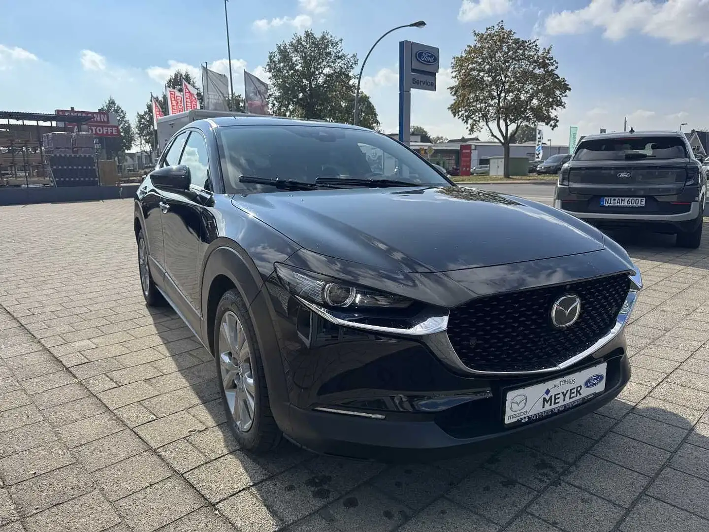 Mazda CX-30 SKYACTIV-G 2.0 M-Hybrid 150 Selection Schwarz - 1