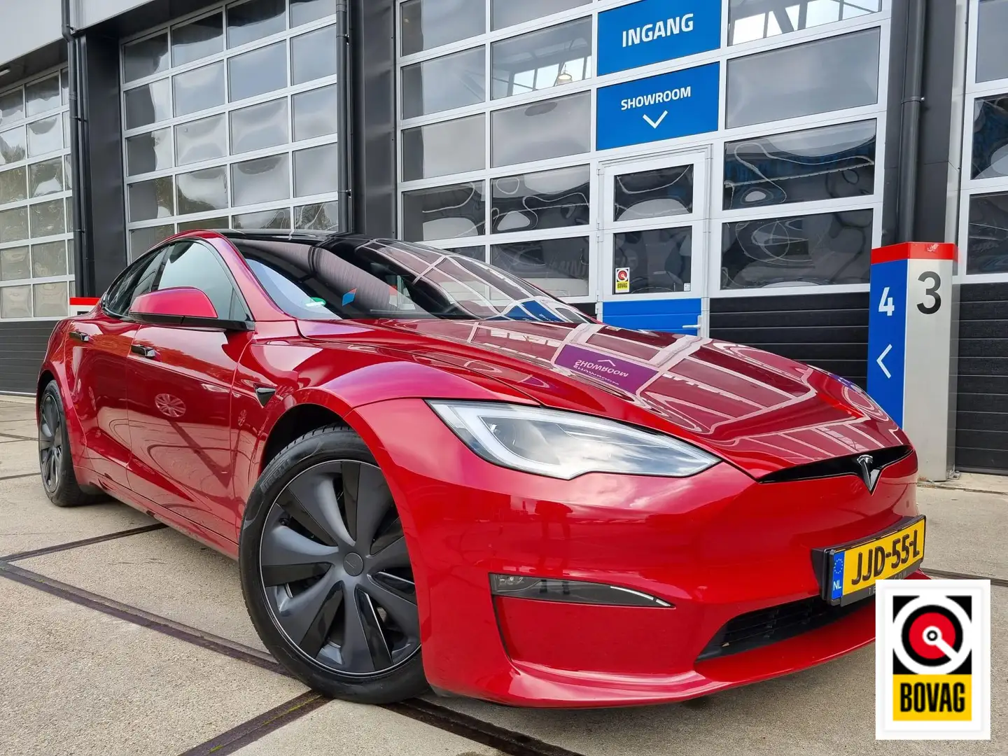 Tesla Model S Long Range Ultra Red / Auto Pilot 4.0 / 670PK Rojo - 1