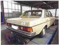 Mercedes-Benz 230 230 E Beige - thumbnail 3