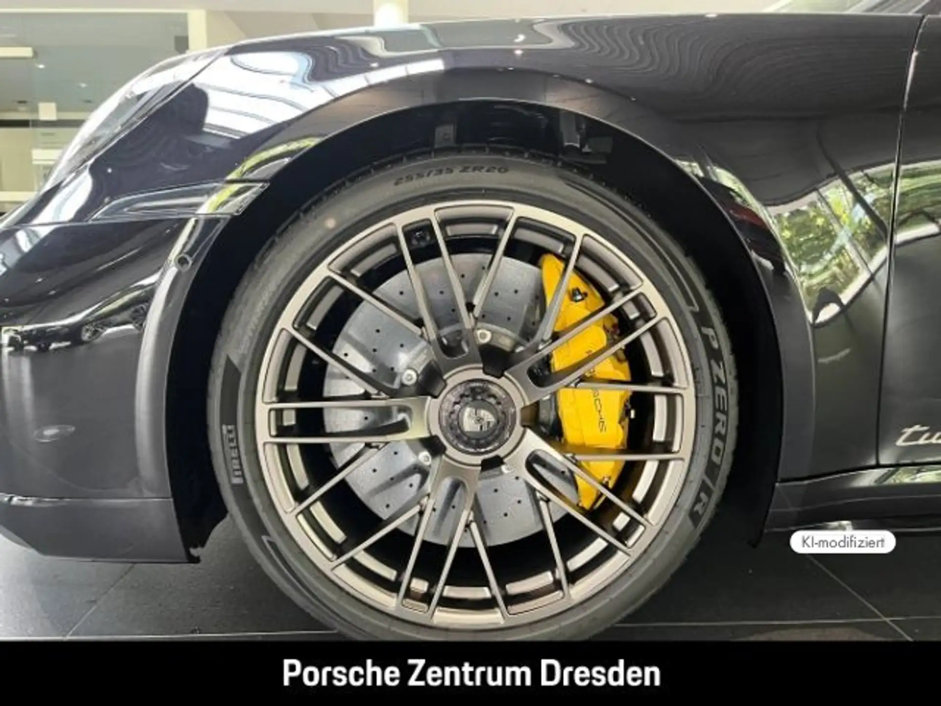 포르쉐 911 Turbo S Cabriolet 2026 검정 사진 6