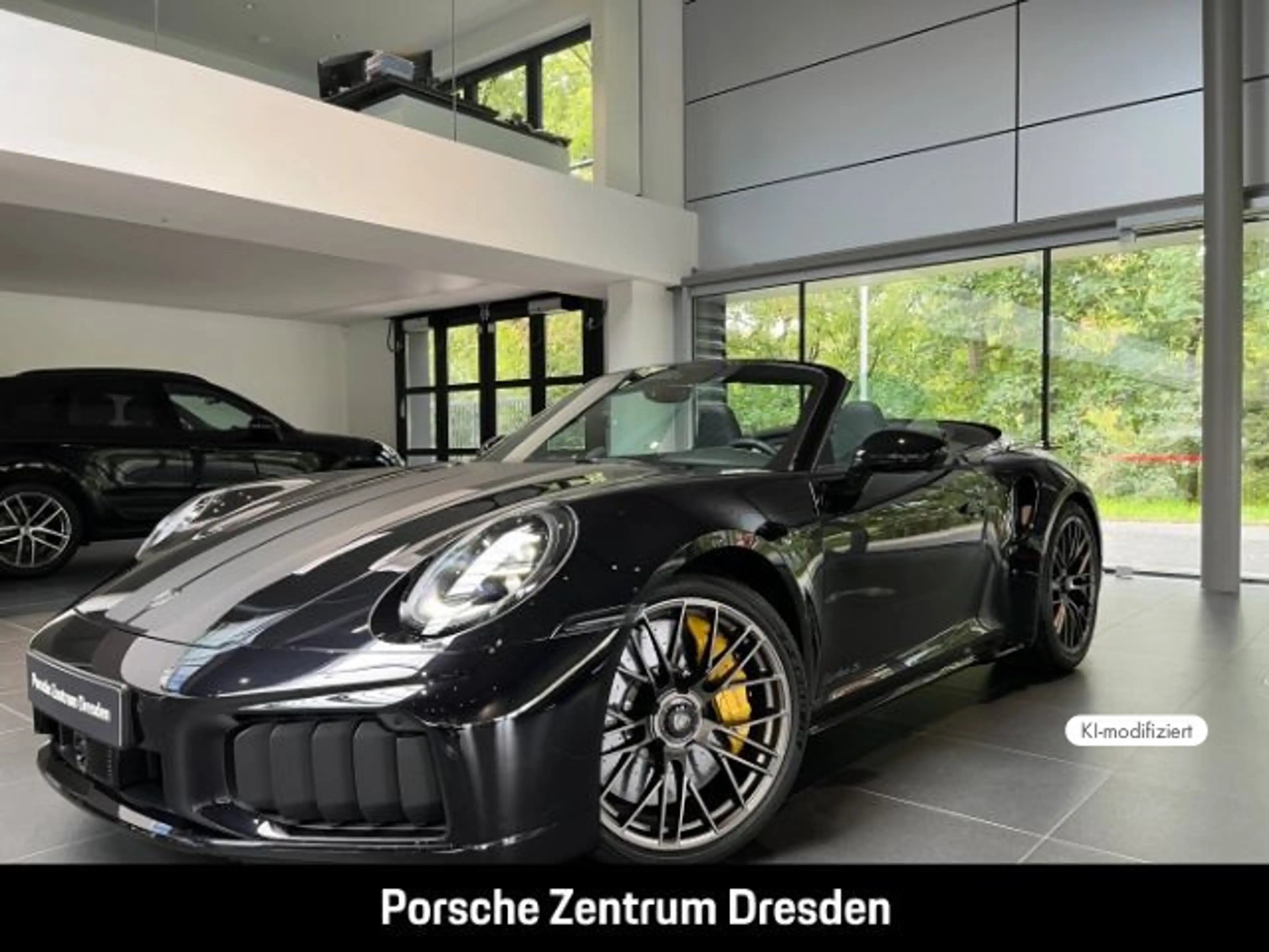 Porsche 992 -2 (911) Turbo S Cabriolet — photo 12