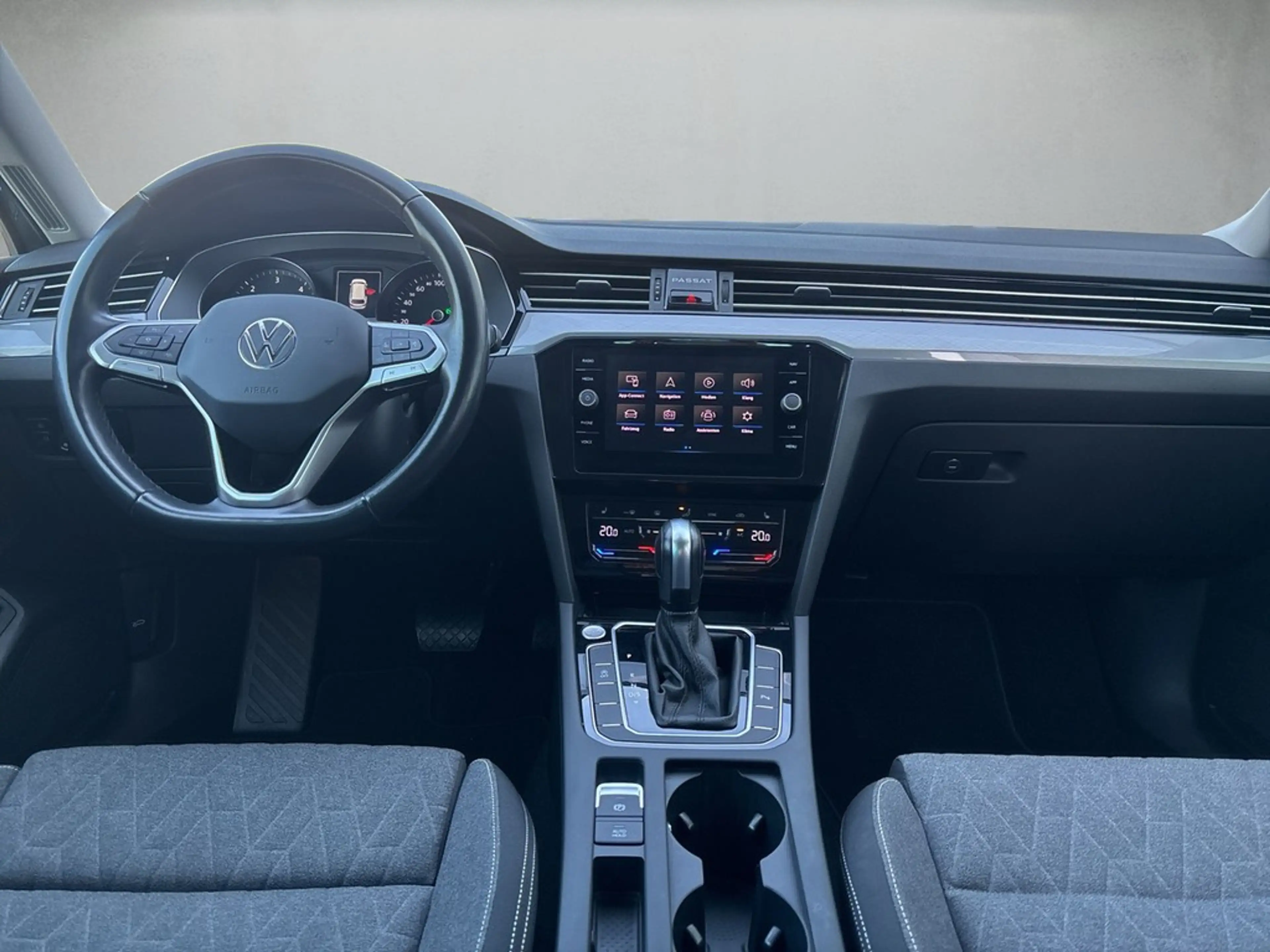 Volkswagen Passat Variant 2.0 TDI DSG Business *Navi*Kamera — photo 8