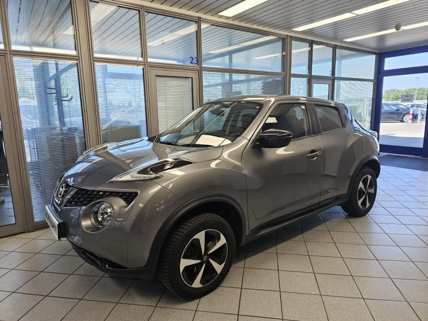 Nissan Juke Kamera,Navi,Klimaautomatik Grau - 2