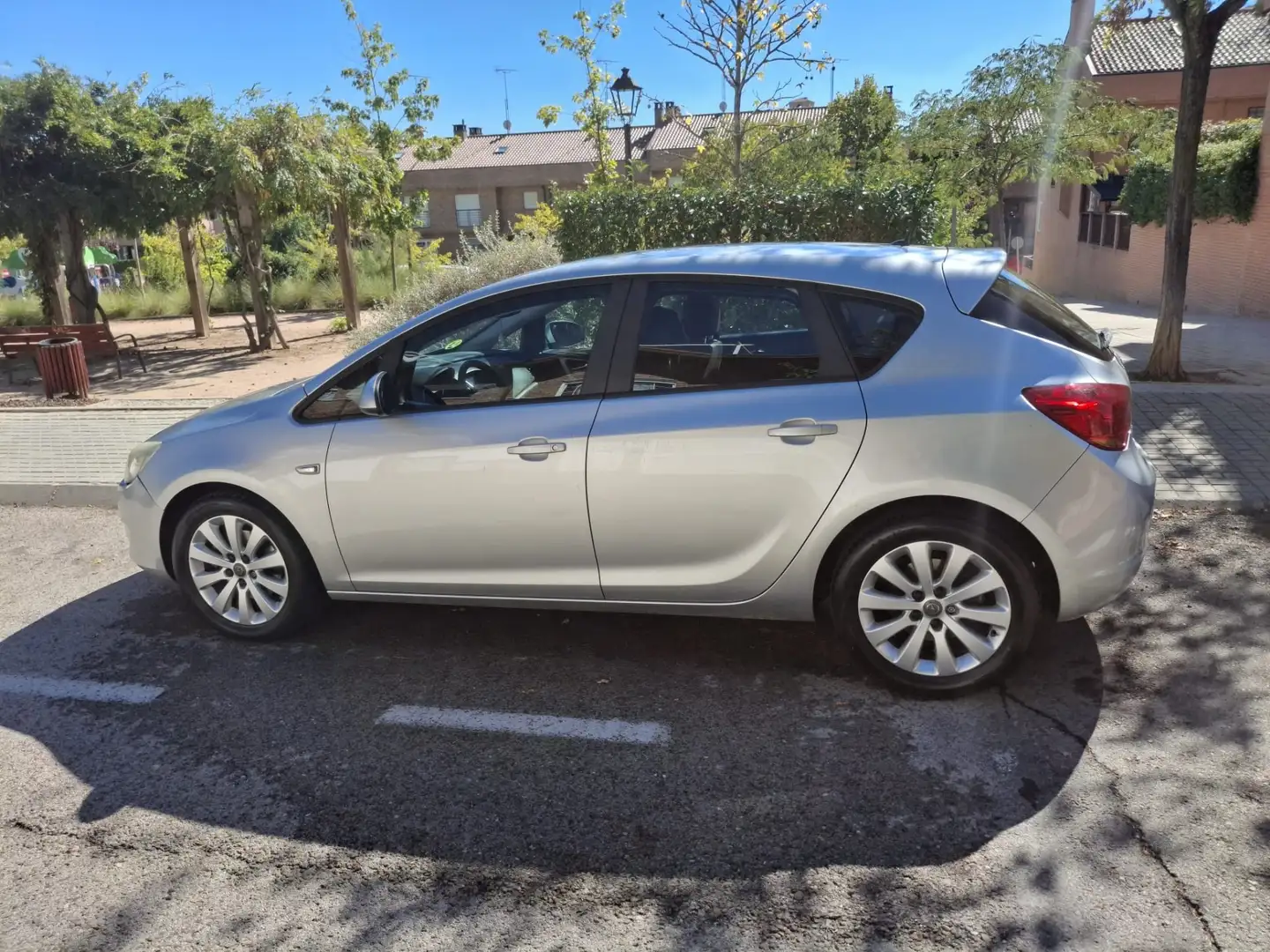 Opel Astra 1.7CDTI Cosmo 19´´ - 2