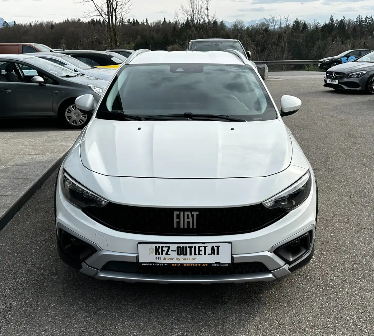Fiat Tipo Cross City*Garantie*1.Besitz*ACC*LED*RFK*ACarplay* Weiß - 2