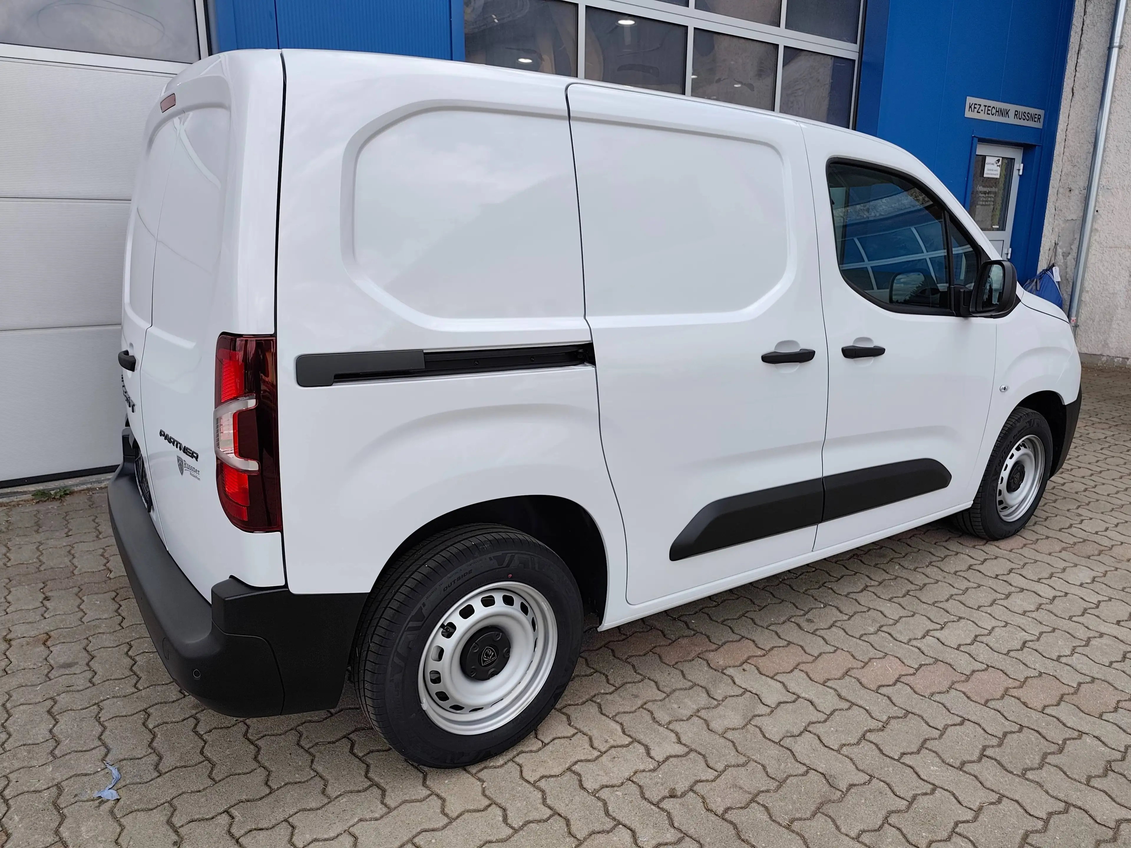 Peugeot Partner L1H1/M — photo 11