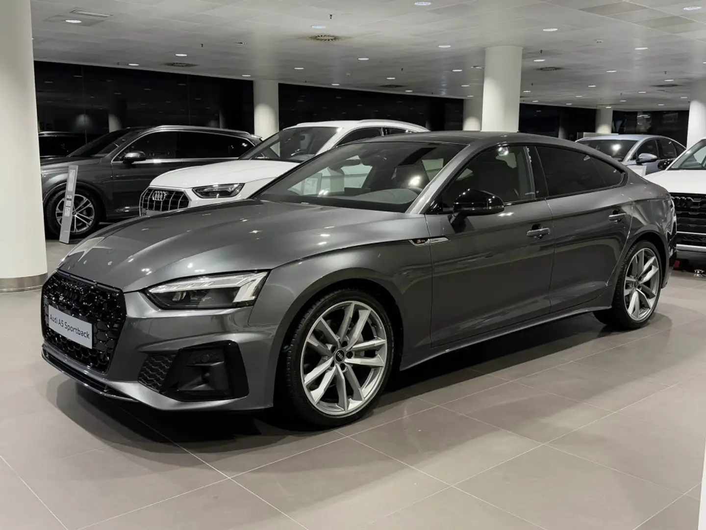Audi A5 Sportback 40 TDI Black line S tronic Gris - 1